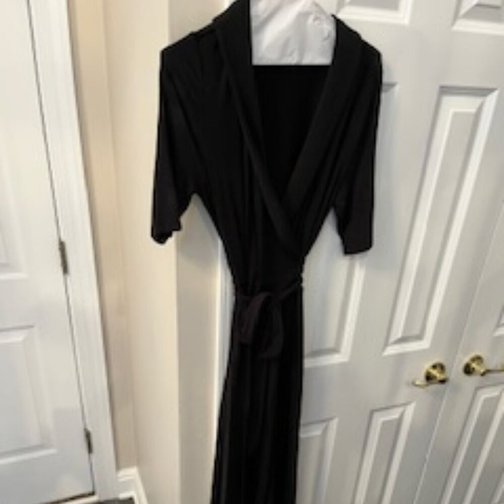 Quince short sleeved black wrap midi dress